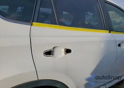 2015 Toyota Rav4 Le из США, поврежденный, VIN JTMBFREV7FJ014285